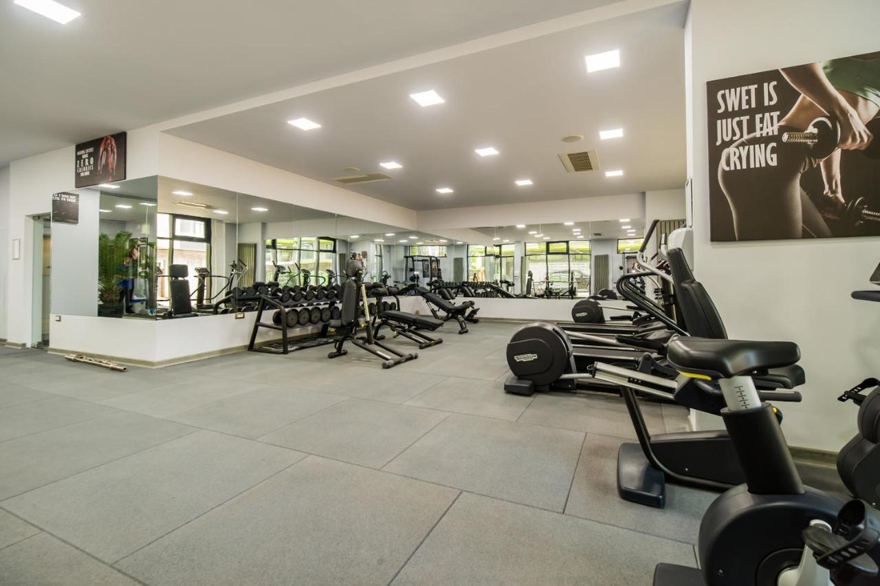 Blacksearama Apartment- Spa, Pools And Parking Mamaia Bagian luar foto