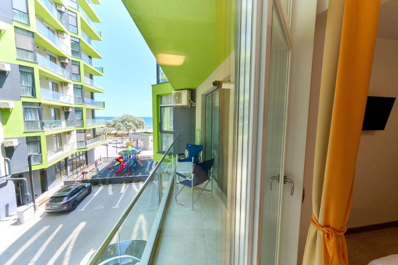 Blacksearama Apartment- Spa, Pools And Parking Mamaia Bagian luar foto